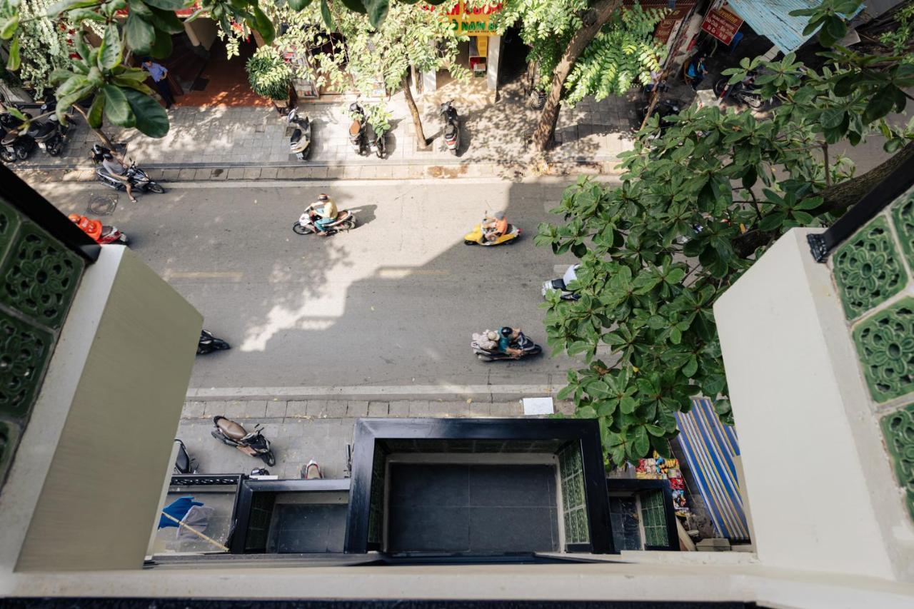 Hanoi Golden Lotus Aman Hotel Exterior photo
